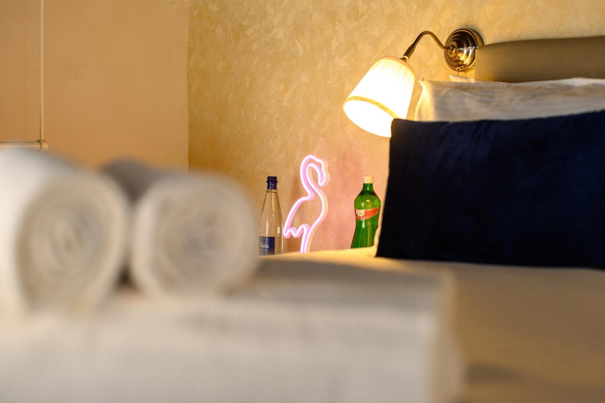 דירות נאפולי El Barrio In Bed מראה חיצוני תמונה